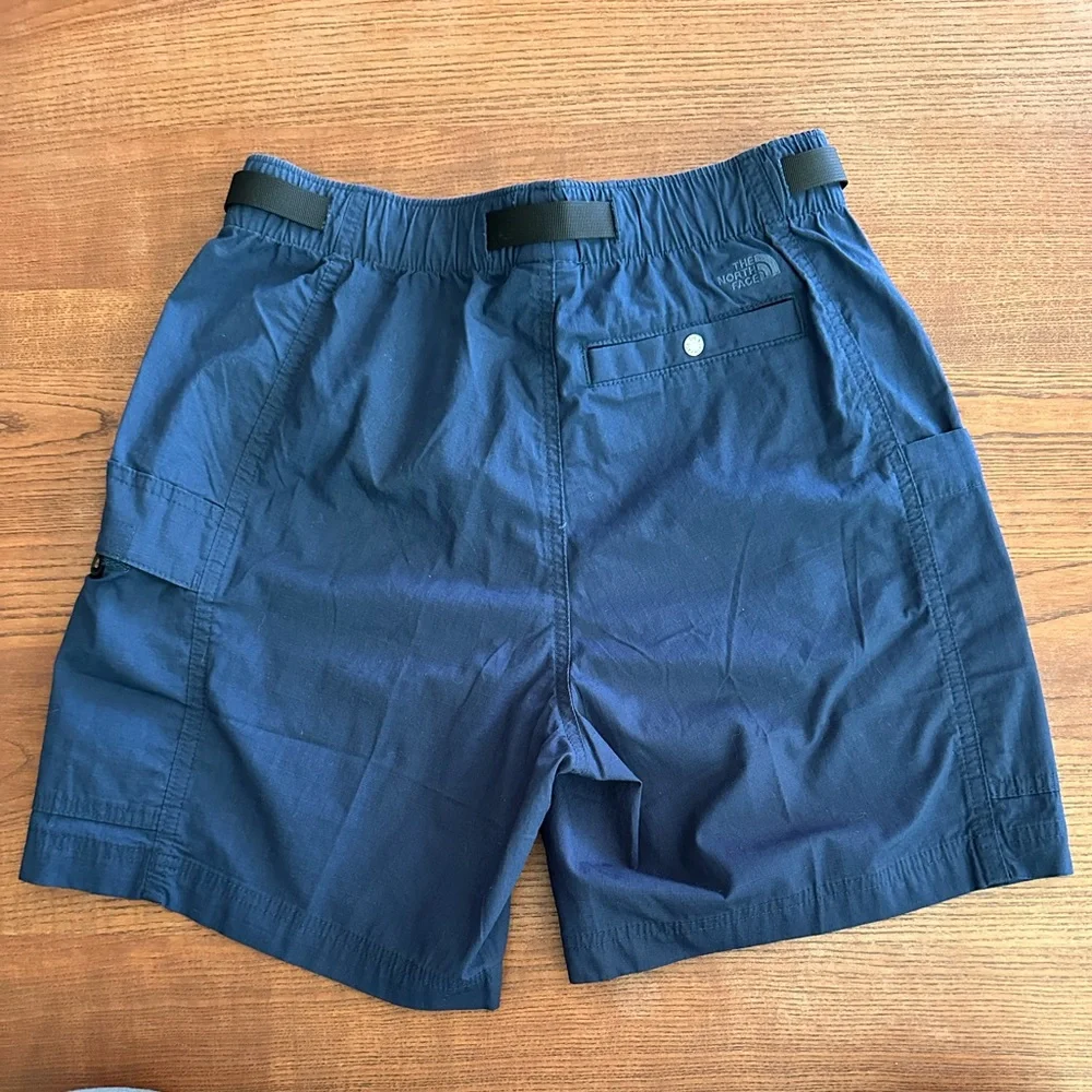 The North Face Ripstop Cargo Shorts - Picture 2 of 4